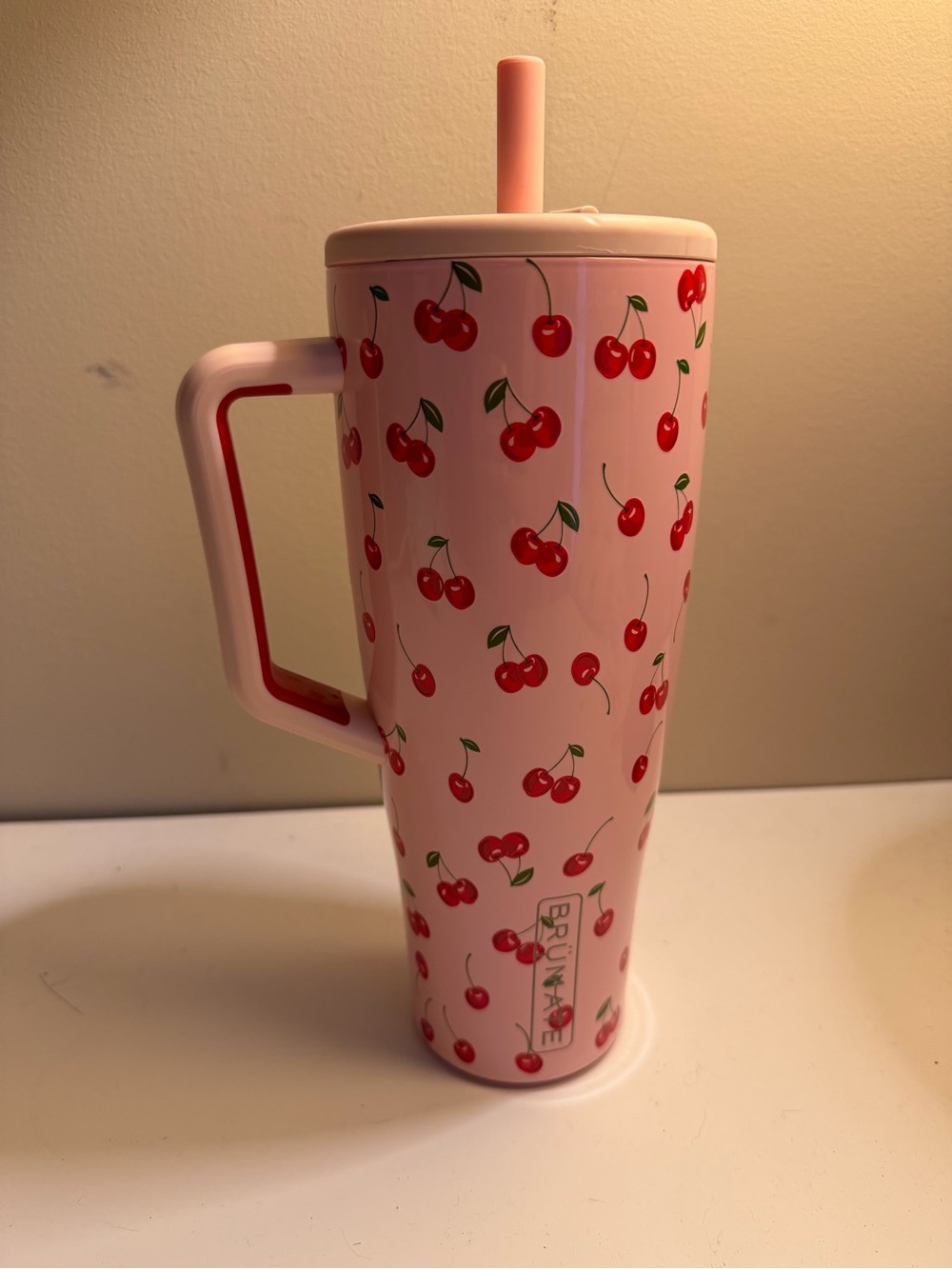 Brumate Era 40 oz pink cherries damaged